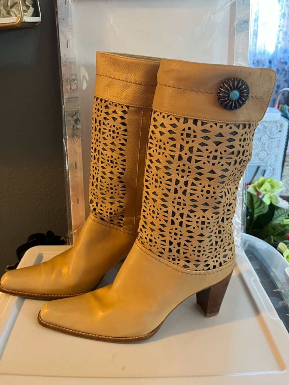 Stuart Weitzman Cutout Leather Mid-Calf Boots in Tan